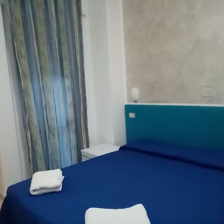 New Prophet Bed & Breakfast Cattolica Ngoại thất bức ảnh
