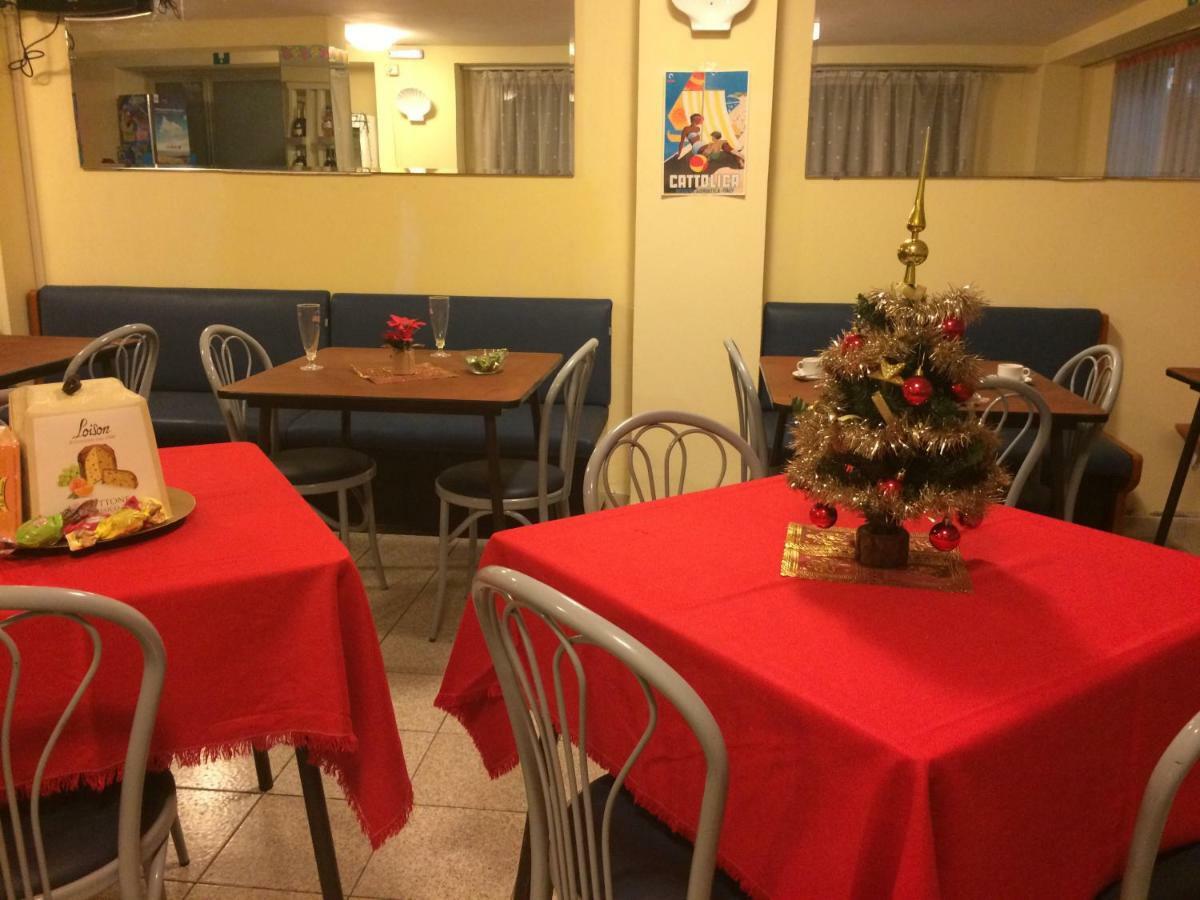 New Prophet Bed & Breakfast Cattolica Ngoại thất bức ảnh
